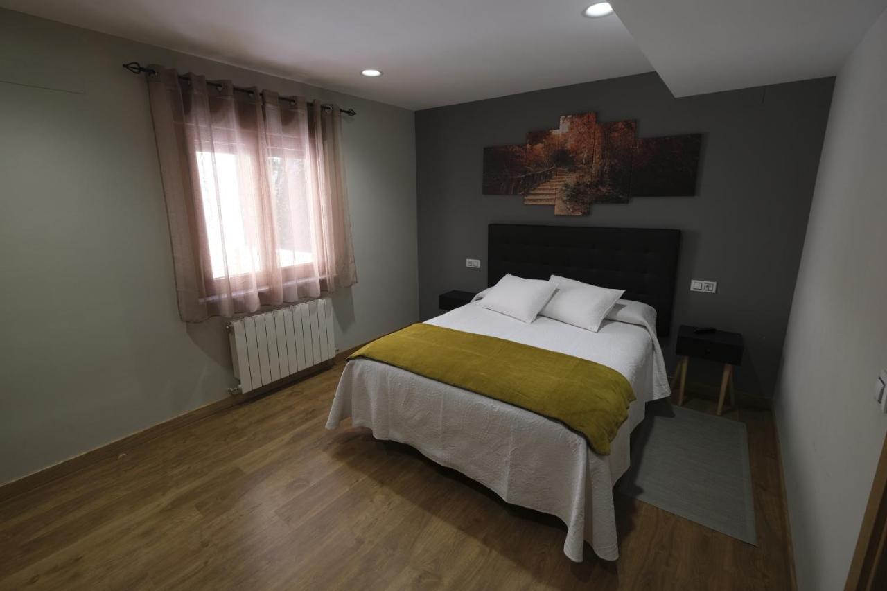 Hostal Restaurante Goya Piedrahita  Exteriör bild