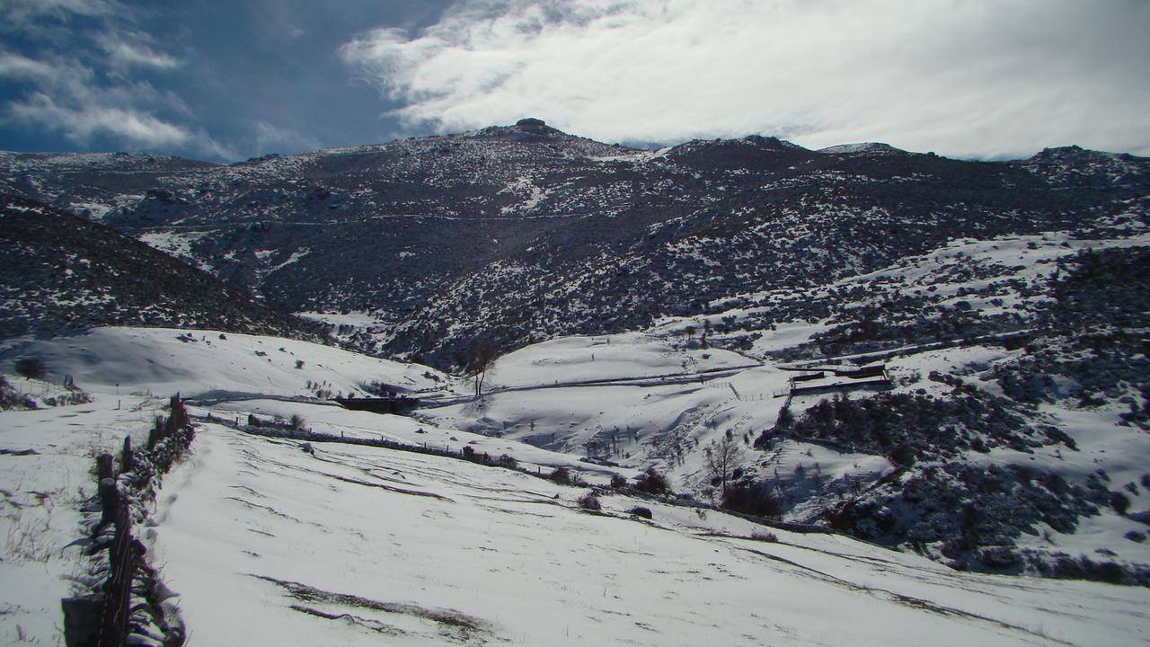 Hostal Restaurante Goya Piedrahita  Exteriör bild